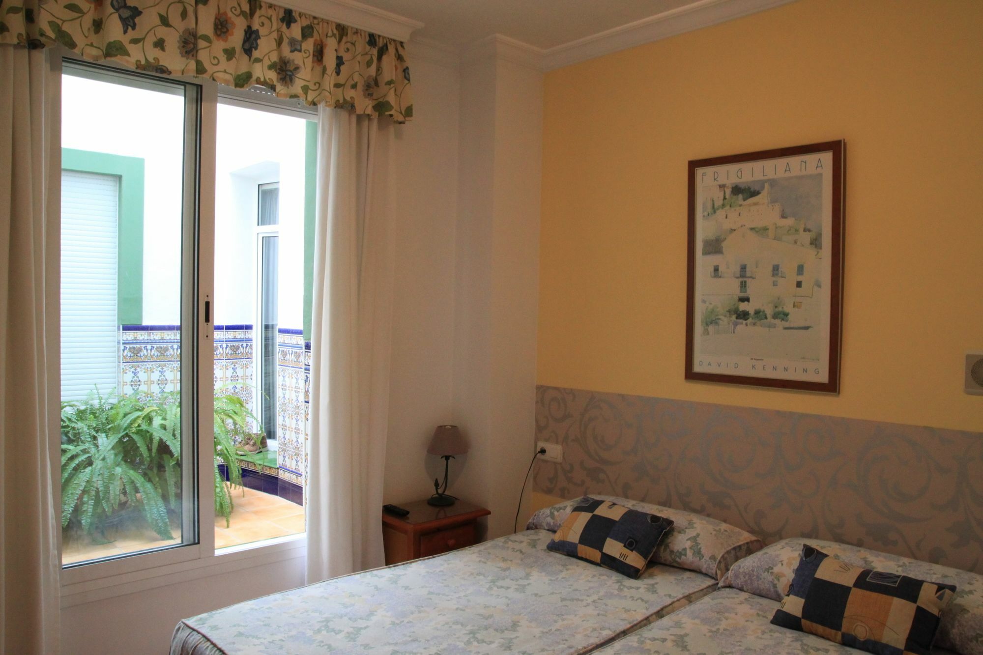 Hostal Ana - Adults Recommended Nerja Εξωτερικό φωτογραφία